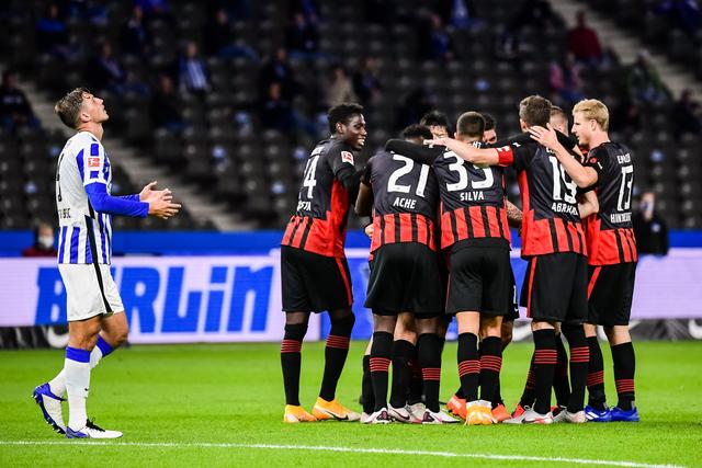 杨43分老鹰力克太阳 字母哥三双雄鹿大胜国王